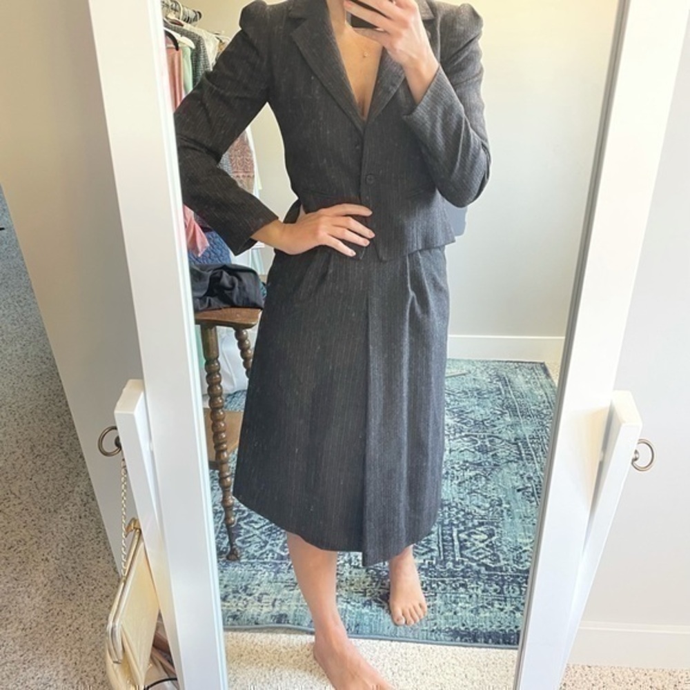 Vintage Peabody house international pinstr…